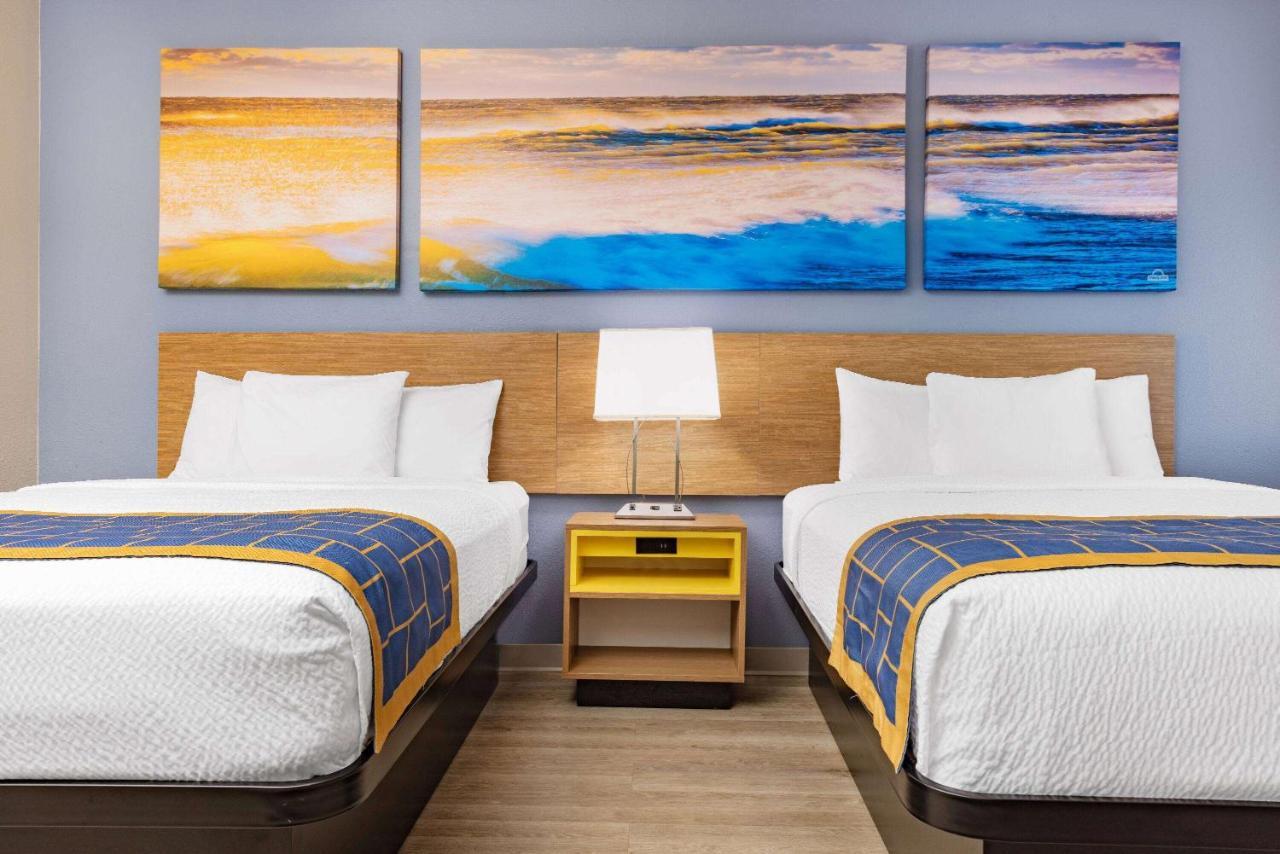 Days Inn & Suites By Wyndham Savannah Midtown Экстерьер фото